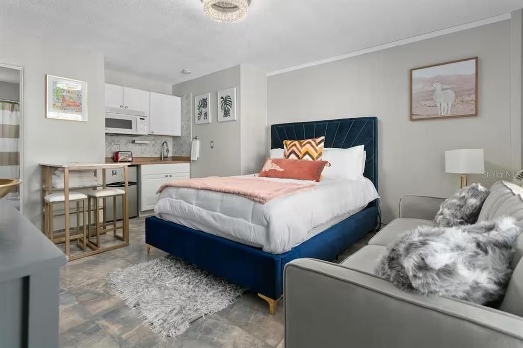 待售: $105,000 (0 贝兹, 1 浴室, 320 平方英尺)