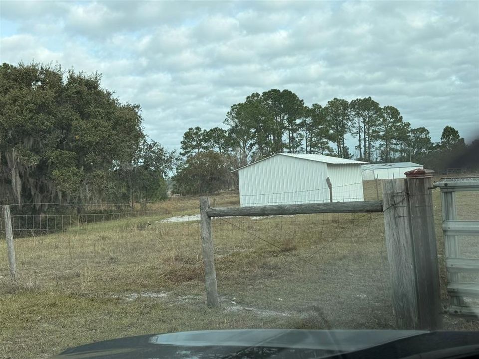 For Sale: $1,250,000 (3 beds, 2 baths, 1404 Square Feet)