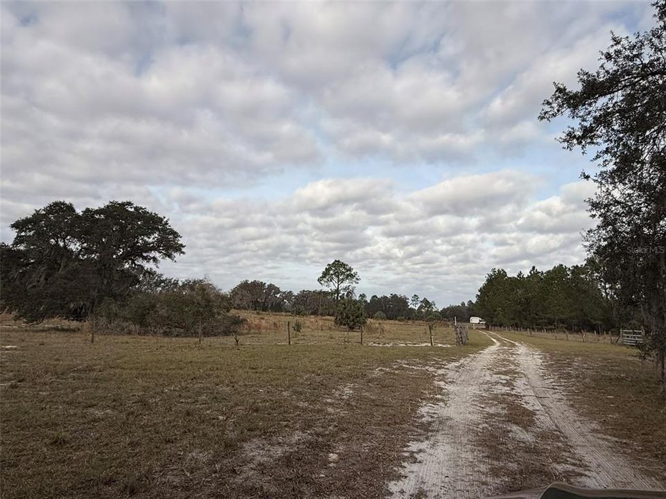 For Sale: $1,250,000 (3 beds, 2 baths, 1404 Square Feet)