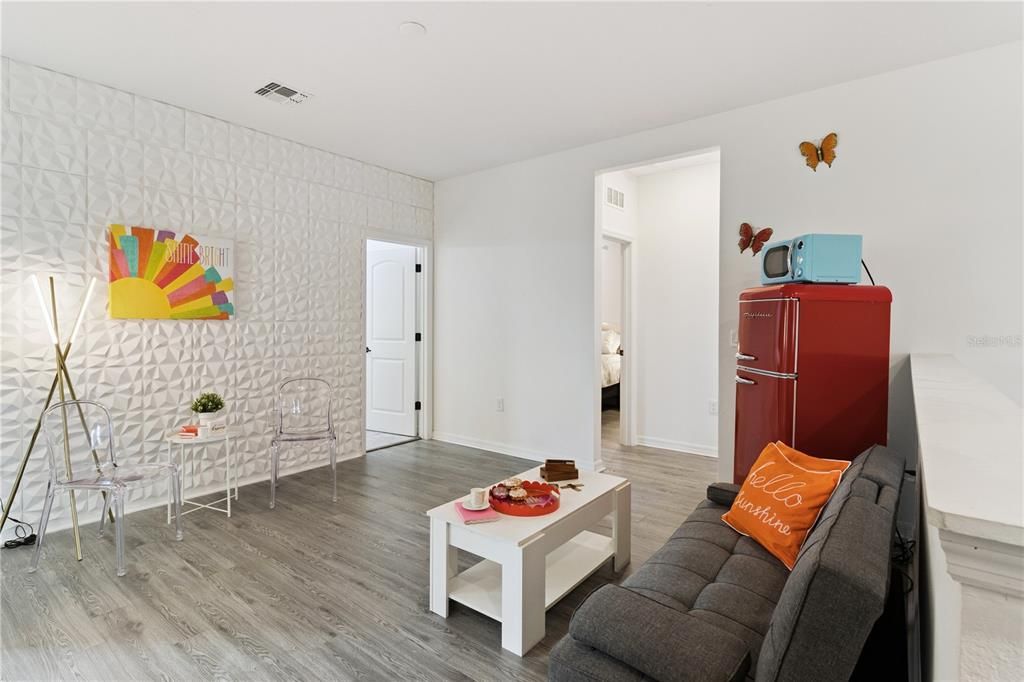 待售: $450,000 (4 贝兹, 2 浴室, 2314 平方英尺)