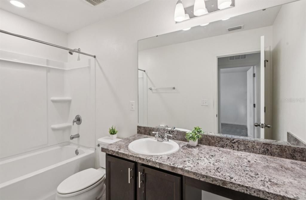 For Sale: $380,000 (4 beds, 2 baths, 2589 Square Feet)