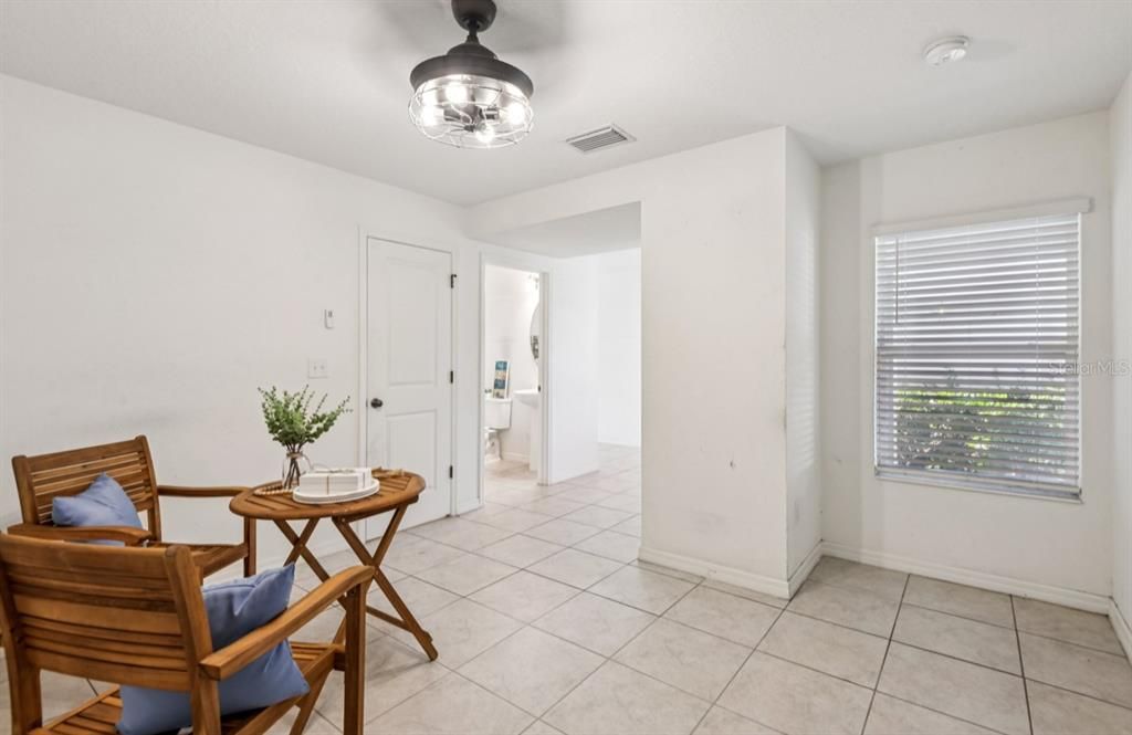 For Sale: $380,000 (4 beds, 2 baths, 2589 Square Feet)