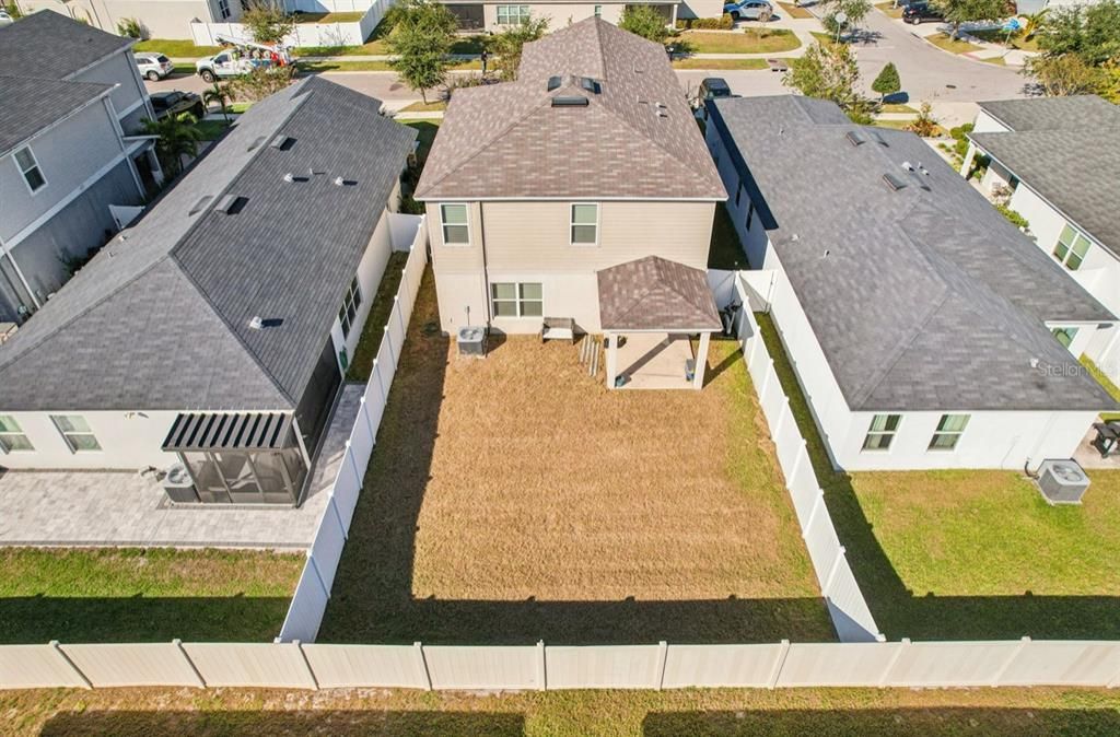 For Sale: $380,000 (4 beds, 2 baths, 2589 Square Feet)