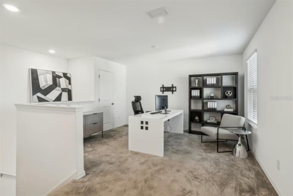 For Sale: $380,000 (4 beds, 2 baths, 2589 Square Feet)