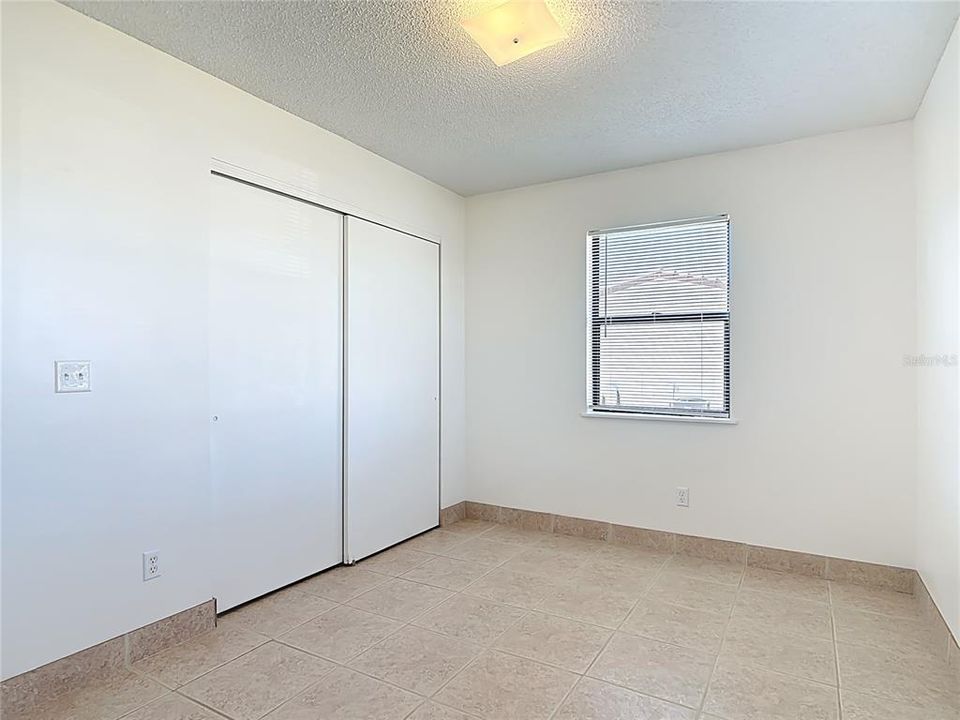 For Sale: $239,900 (2 beds, 1 baths, 675 Square Feet)