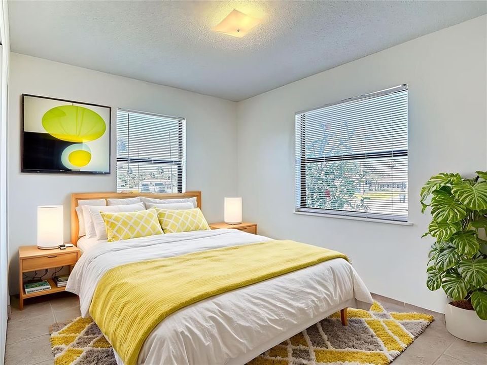 For Sale: $239,900 (2 beds, 1 baths, 675 Square Feet)