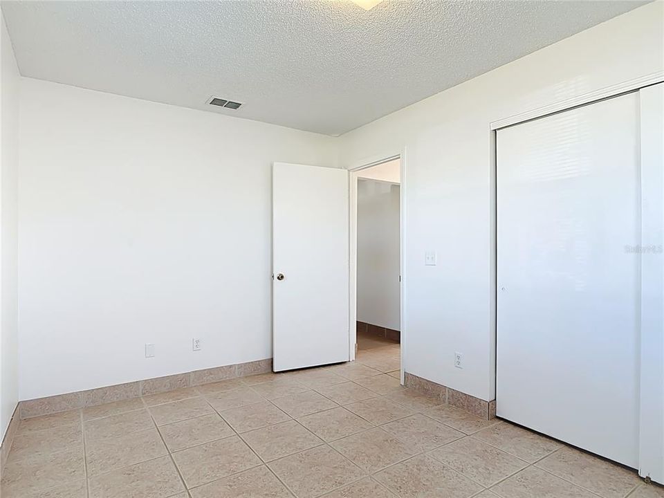 For Sale: $239,900 (2 beds, 1 baths, 675 Square Feet)