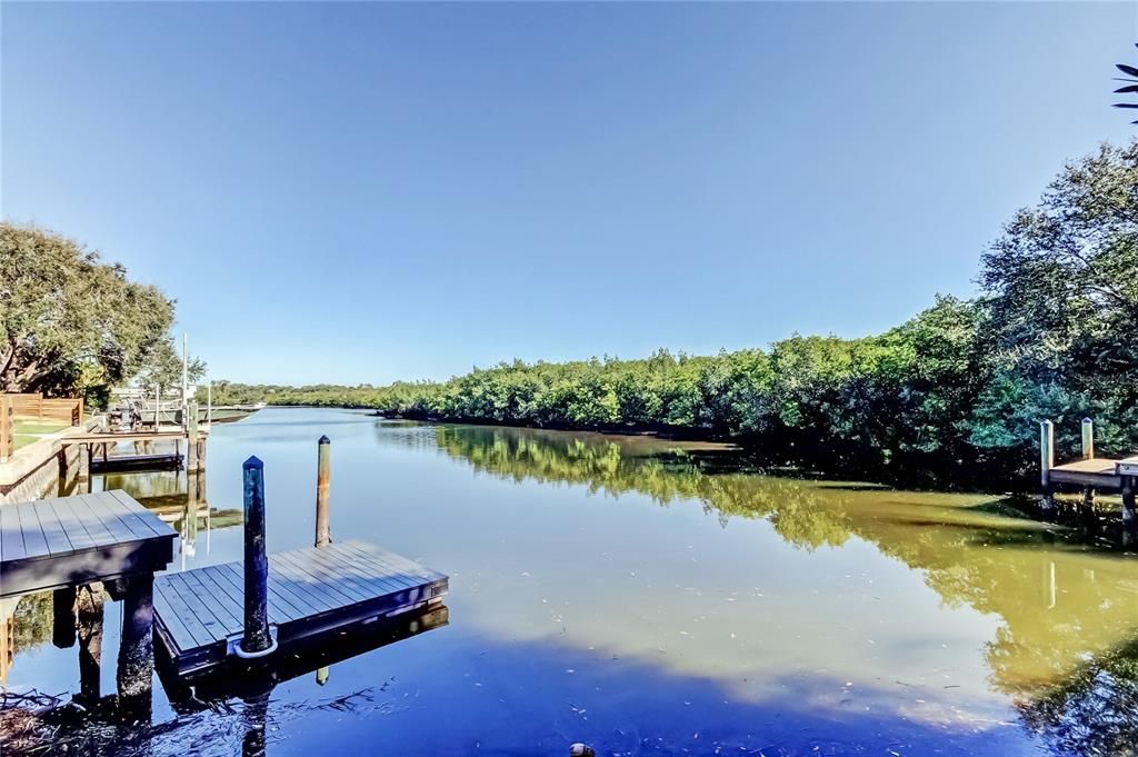 待售: $825,000 (4 贝兹, 2 浴室, 2183 平方英尺)