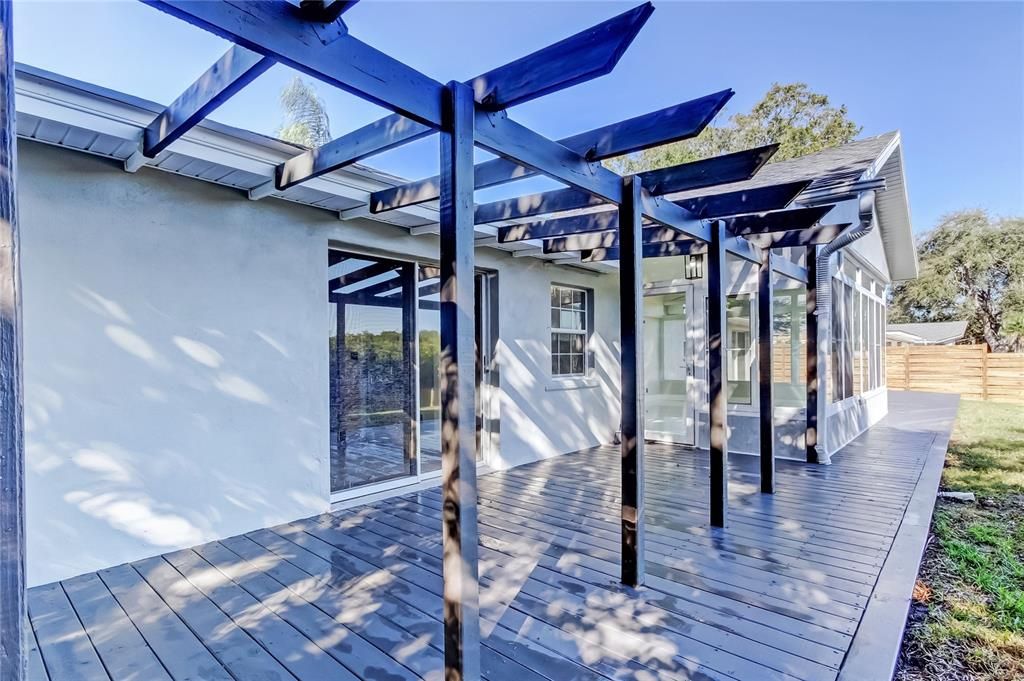 待售: $825,000 (4 贝兹, 2 浴室, 2183 平方英尺)