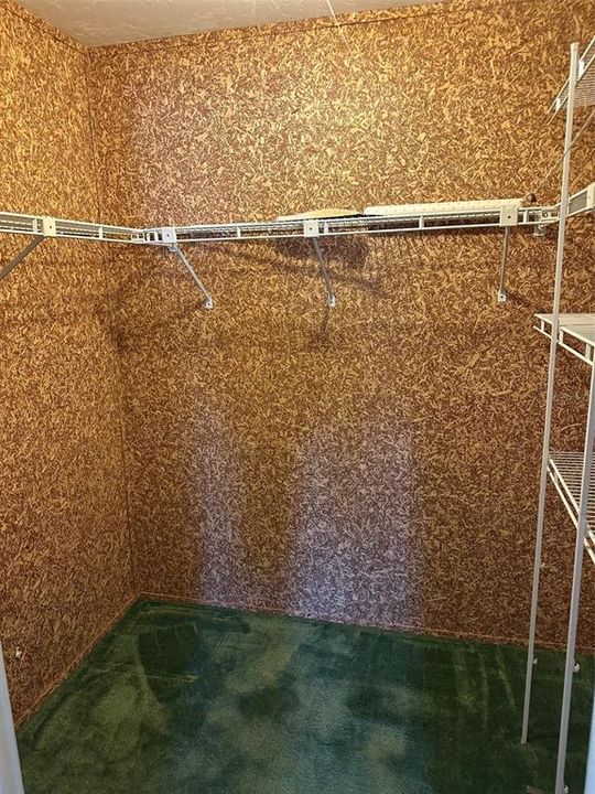 For Sale: $237,500 (2 beds, 2 baths, 1604 Square Feet)