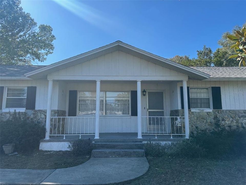 For Sale: $237,500 (2 beds, 2 baths, 1604 Square Feet)