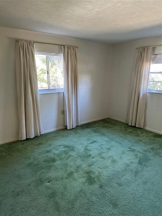 For Sale: $237,500 (2 beds, 2 baths, 1604 Square Feet)