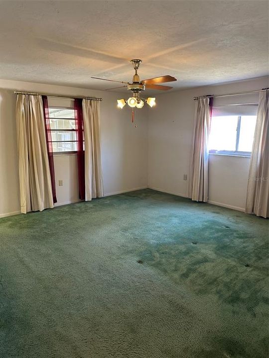 For Sale: $237,500 (2 beds, 2 baths, 1604 Square Feet)