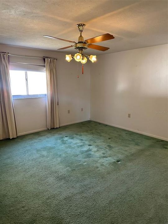 For Sale: $237,500 (2 beds, 2 baths, 1604 Square Feet)