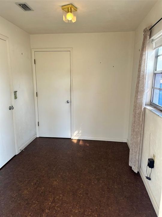 For Sale: $237,500 (2 beds, 2 baths, 1604 Square Feet)