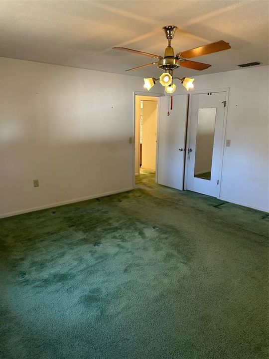 For Sale: $237,500 (2 beds, 2 baths, 1604 Square Feet)