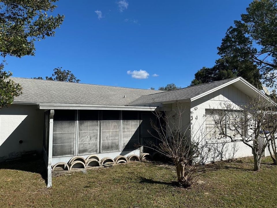 For Sale: $237,500 (2 beds, 2 baths, 1604 Square Feet)