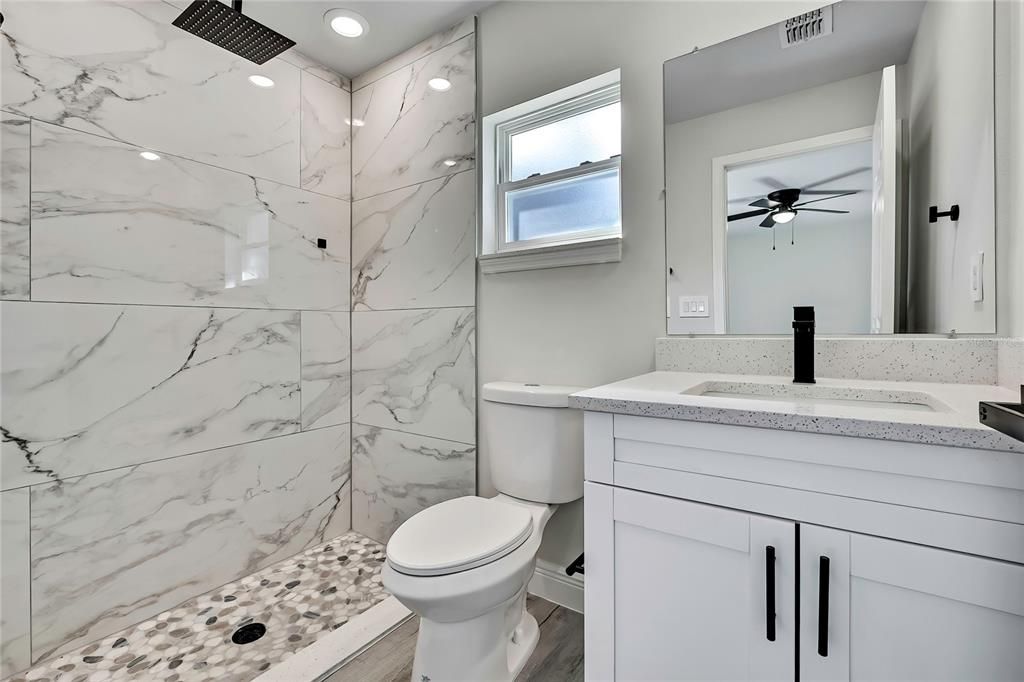 出租: $1,800 (3 贝兹, 2 浴室, 1366 平方英尺)