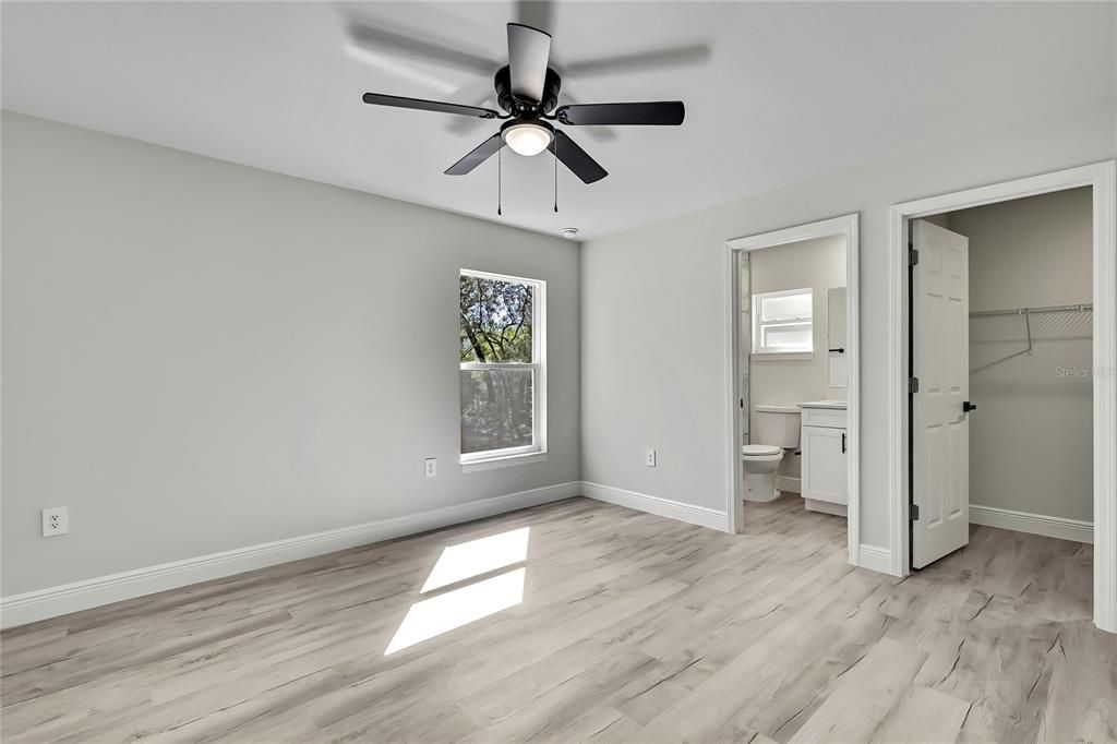 出租: $1,800 (3 贝兹, 2 浴室, 1366 平方英尺)