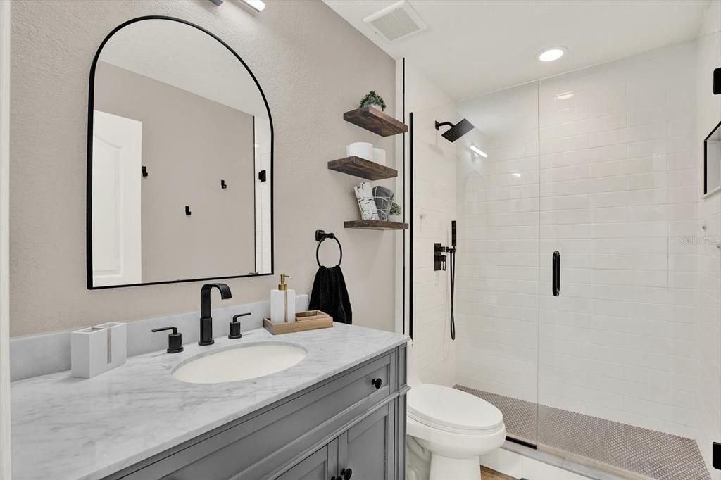 For Sale: $355,000 (3 beds, 2 baths, 1966 Square Feet)