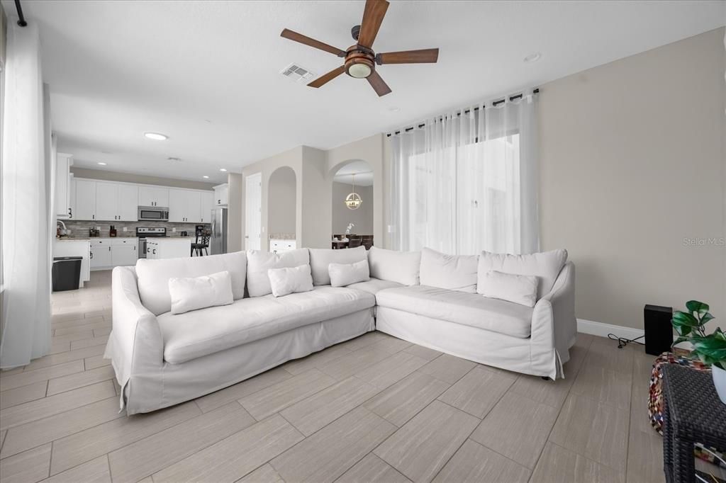 For Sale: $744,900 (5 beds, 3 baths, 3246 Square Feet)