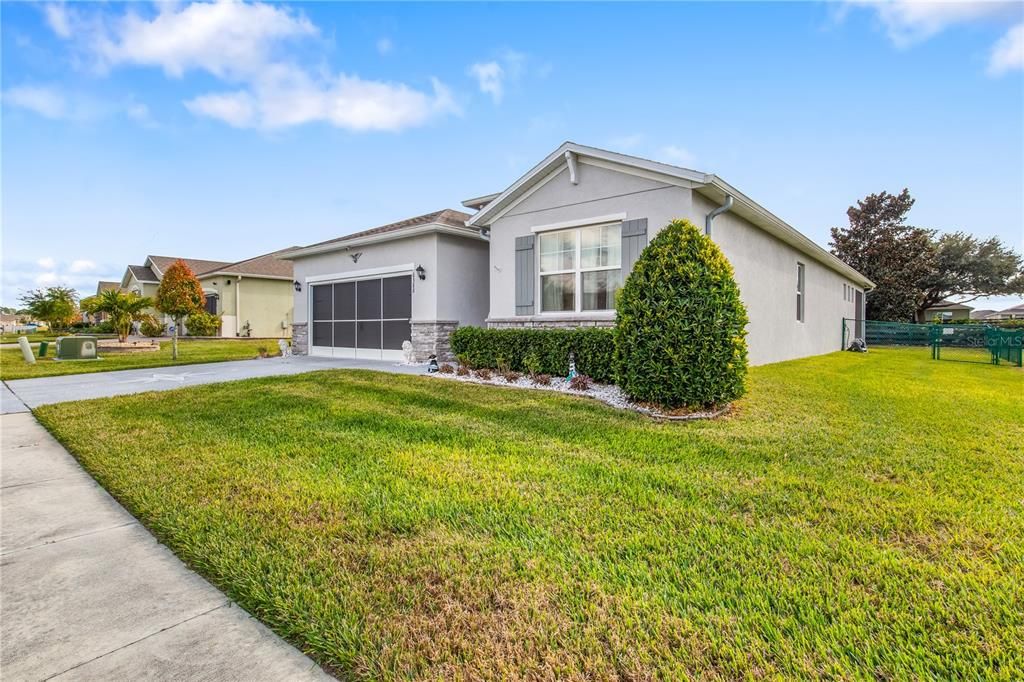 待售: $345,900 (4 贝兹, 2 浴室, 2039 平方英尺)