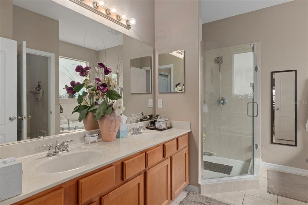 For Sale: $459,000 (4 beds, 3 baths, 2384 Square Feet)