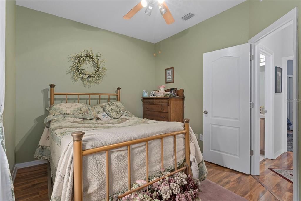 For Sale: $459,000 (4 beds, 3 baths, 2384 Square Feet)