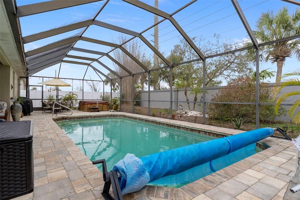 For Sale: $459,000 (4 beds, 3 baths, 2384 Square Feet)