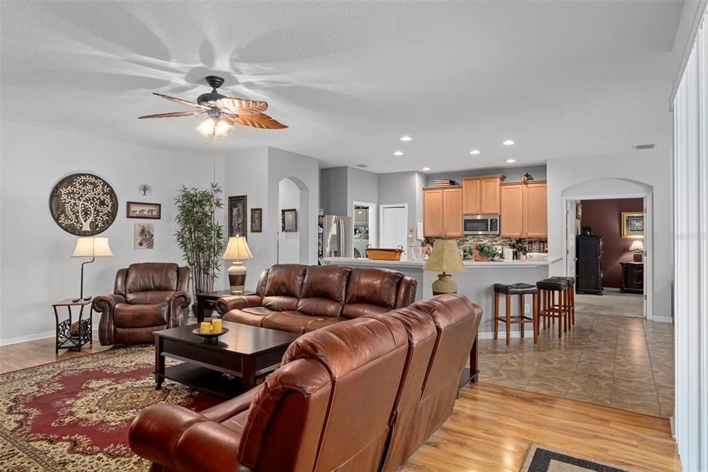 For Sale: $459,000 (4 beds, 3 baths, 2384 Square Feet)