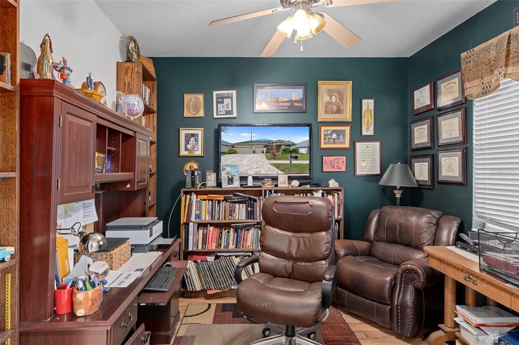 For Sale: $459,000 (4 beds, 3 baths, 2384 Square Feet)