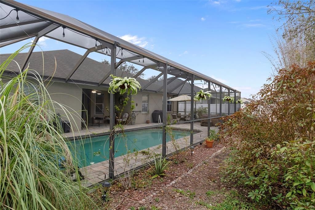 For Sale: $459,000 (4 beds, 3 baths, 2384 Square Feet)