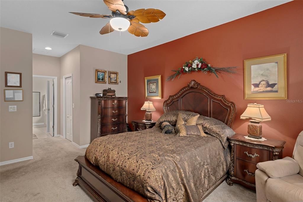 For Sale: $459,000 (4 beds, 3 baths, 2384 Square Feet)