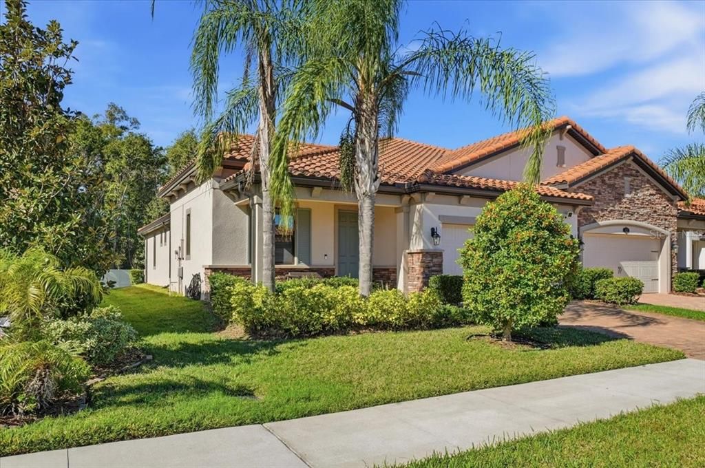 For Rent: $2,500 (3 beds, 2 baths, 1772 Square Feet)