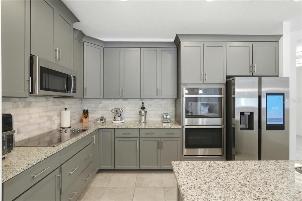 For Rent: $2,500 (3 beds, 2 baths, 1772 Square Feet)