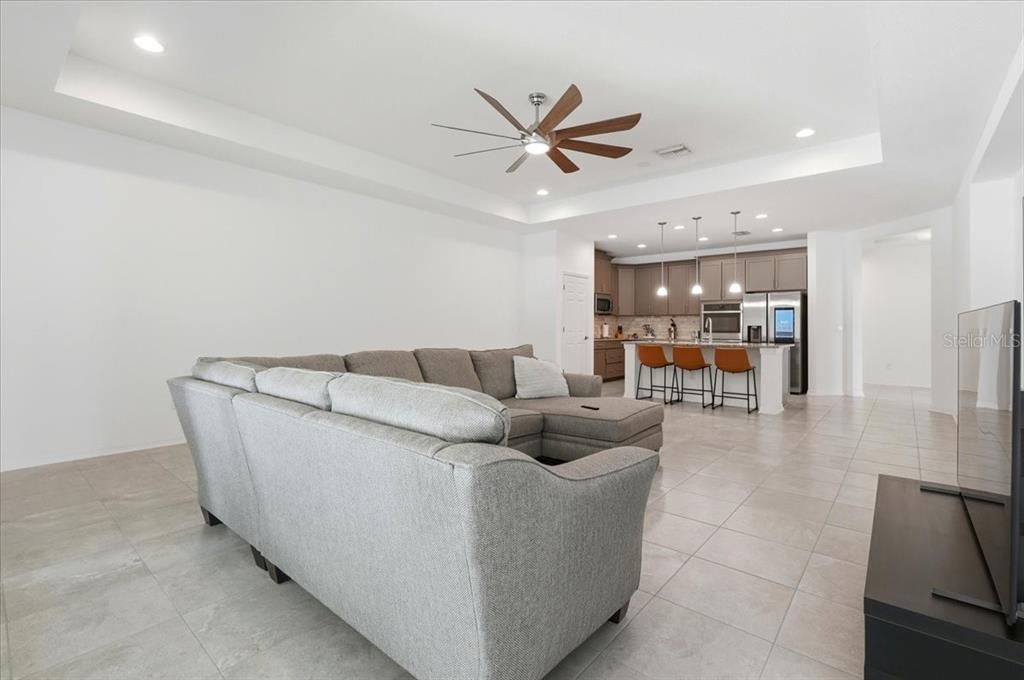 For Rent: $2,500 (3 beds, 2 baths, 1772 Square Feet)