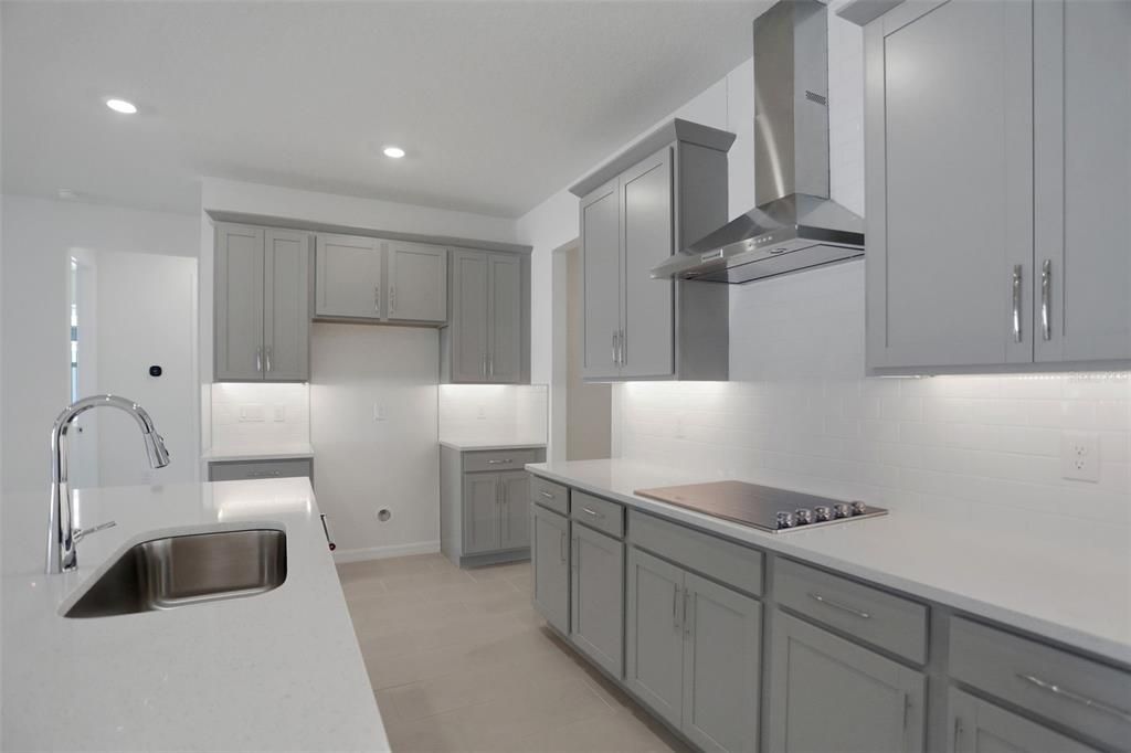 待售: $657,990 (4 贝兹, 4 浴室, 3278 平方英尺)