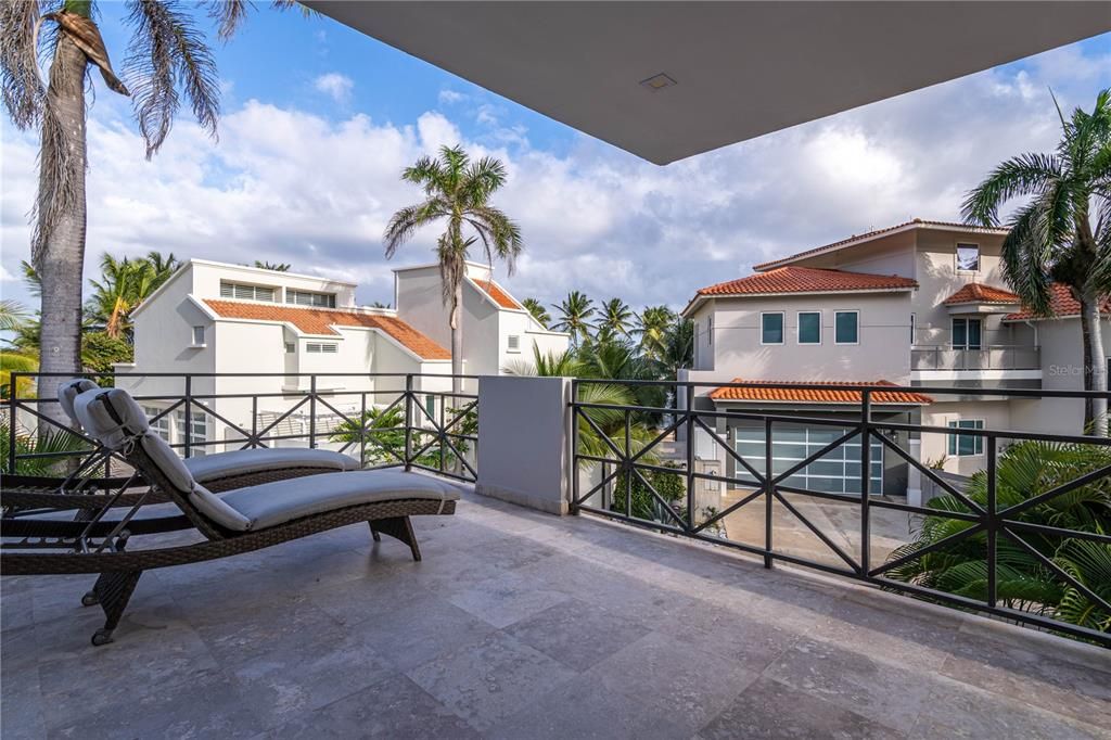 待售: $1,945,000 (4 贝兹, 4 浴室, 3718 平方英尺)