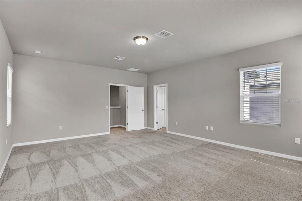 For Sale: $458,900 (3 beds, 2 baths, 2267 Square Feet)