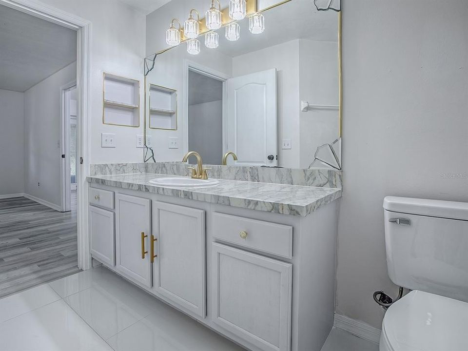 For Sale: $365,000 (3 beds, 2 baths, 1310 Square Feet)