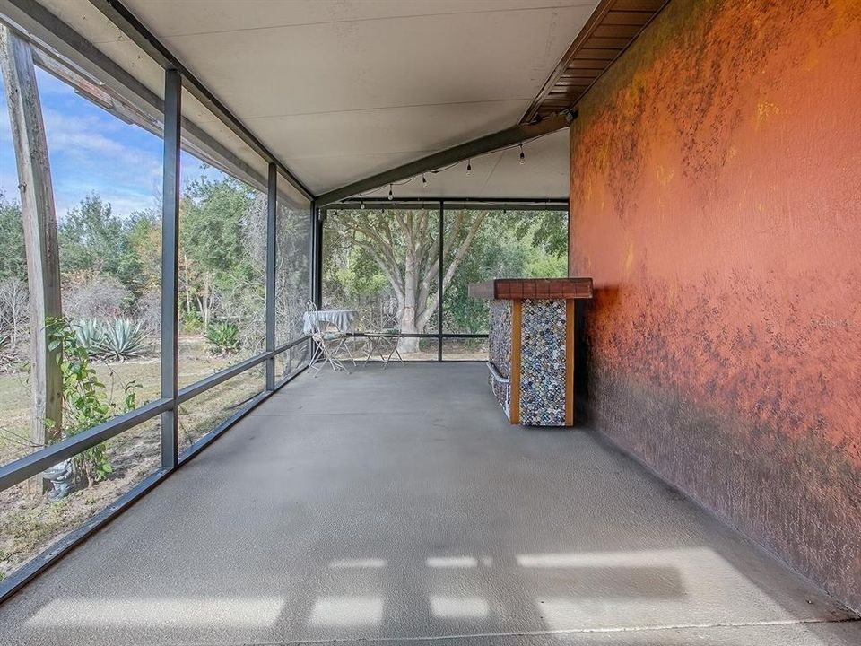 For Sale: $365,000 (3 beds, 2 baths, 1310 Square Feet)