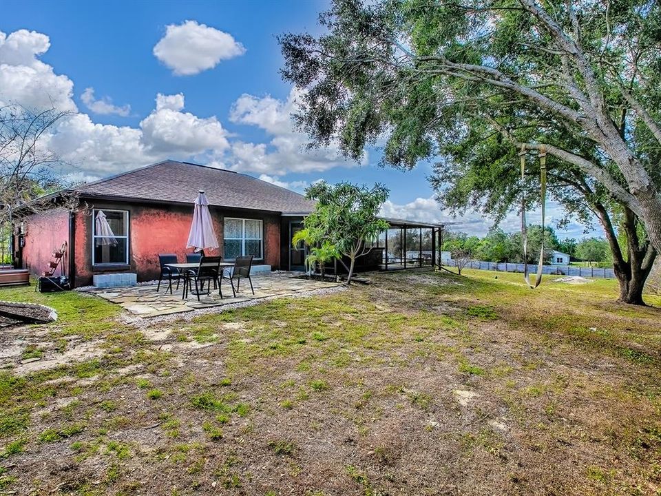 For Sale: $365,000 (3 beds, 2 baths, 1310 Square Feet)