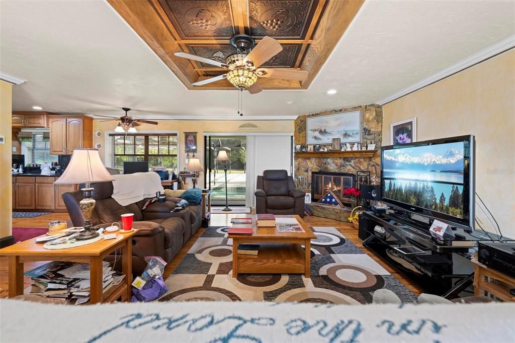 На продажу: $1,150,000 (3 спален, 2 ванн, 3818 Квадратных фут)