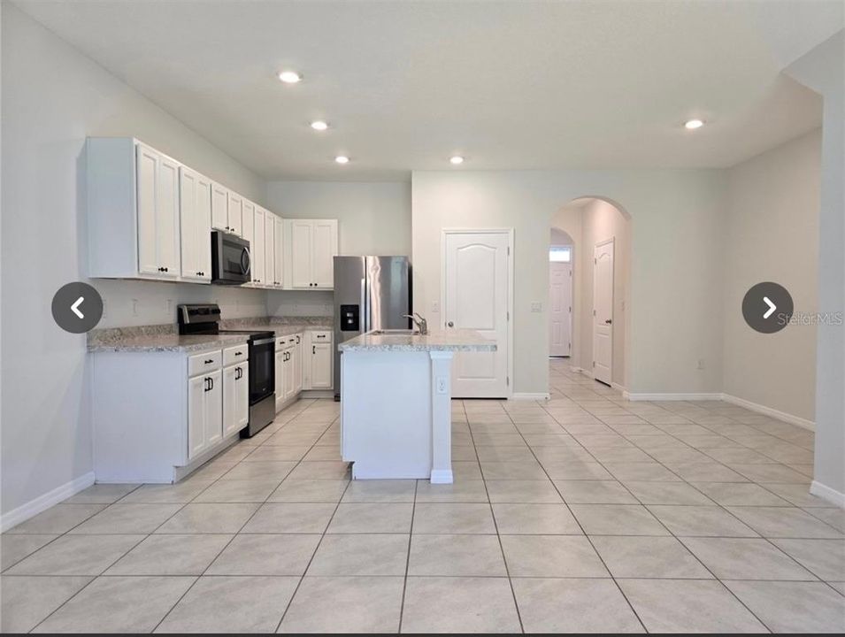 For Sale: $340,000 (3 beds, 2 baths, 1720 Square Feet)