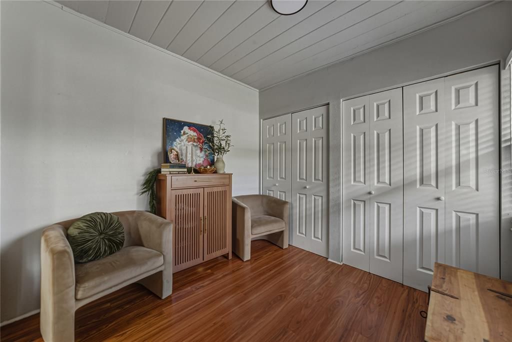 En Venta: $334,900 (3 camas, 2 baños, 1311 Pies cuadrados)