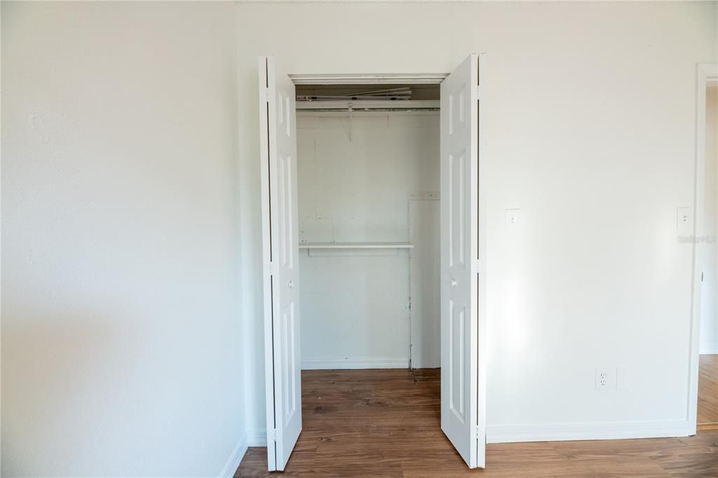 For Sale: $190,000 (4 beds, 2 baths, 1368 Square Feet)