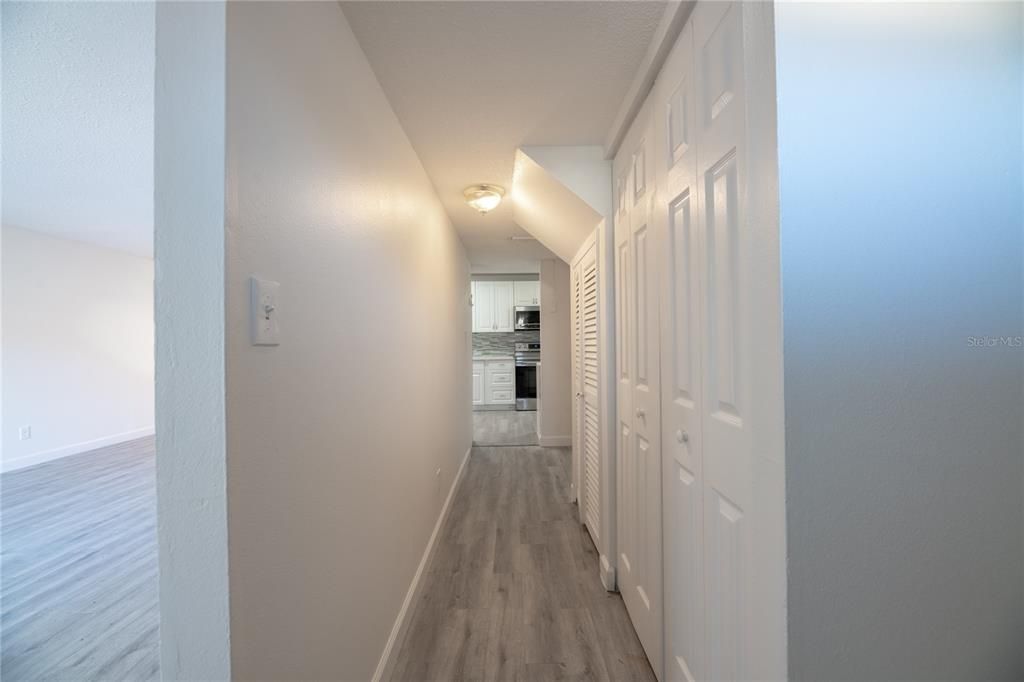 For Sale: $190,000 (4 beds, 2 baths, 1368 Square Feet)