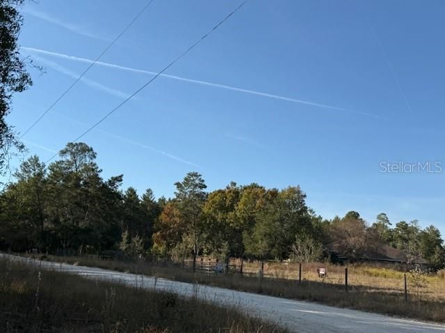 For Sale: $359,900 (4 beds, 3 baths, 2647 Square Feet)