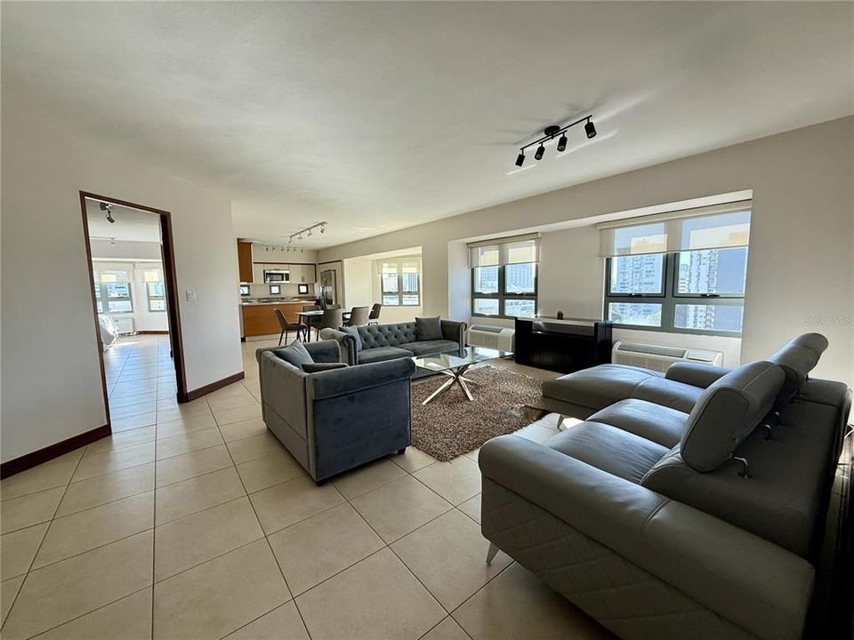 For Rent: $4,500 (2 beds, 2 baths, 1365 Square Feet)