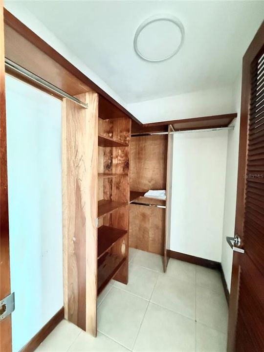 For Rent: $4,500 (2 beds, 2 baths, 1365 Square Feet)